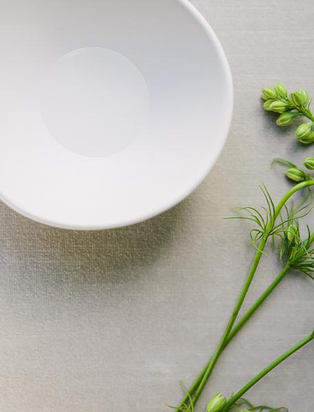 Face Nectar tones and hydrates skin